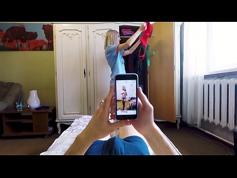 ❤️ O Stepsister fez seu irmão vir logo antes de sua mãe voltar para casa ❤️❌ Porno real vídeo em nós ❌️