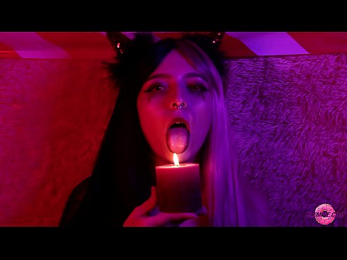 ❤️ Broche apaixonado de Succubus Sexy com preenchimento da boca ❤️❌ Porno real vídeo em nós ❌️
